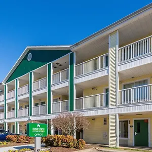 Hometowne By Red Roof - Airport/briley Pkwy Nashville